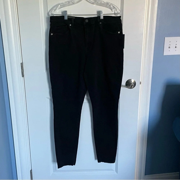 New! Blank NYC The Bond Skinny Jeans nwt 18630 - Picture 2 of 11